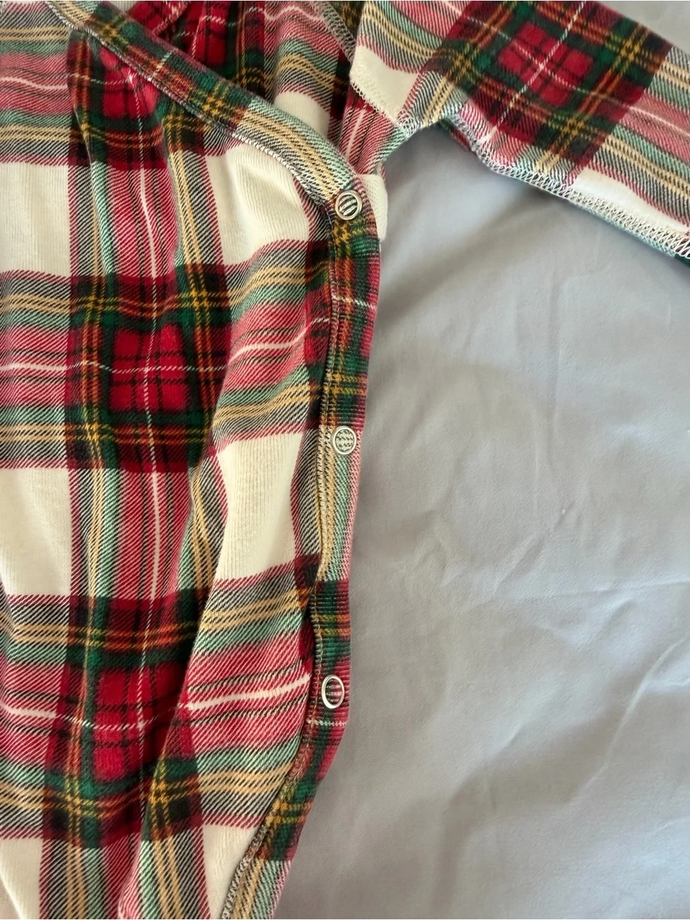 Hanna Andersson 100% Organic Cotton KimonWrap Snap Bodysuit 12-18M Holiday Plaid